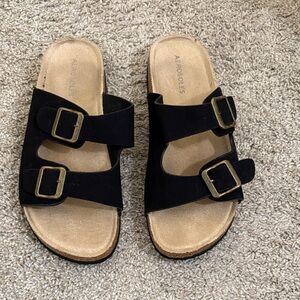 AEROSOLES Black Double-Strap Buckle Slide Sandals